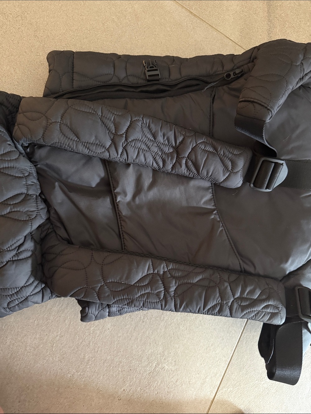 lululemon  Quilted Black Back pack - Picture 10 of 10